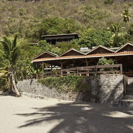 Still Beach House Hotel Soufriere Exterior photo