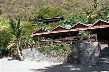 Still Beach House Hotel Soufriere Exterior photo